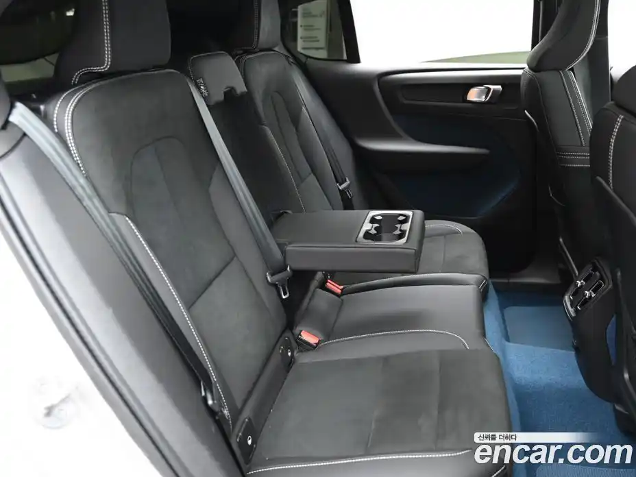 Volvo C40 2024 0.2 Автомат в Москве № 164266, фото 12