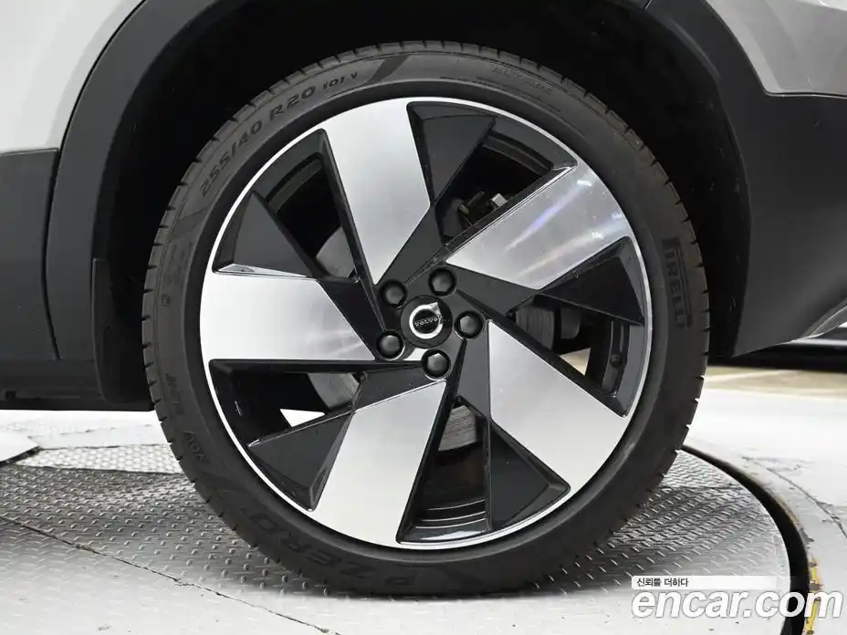 Volvo C40 2024 0.2 Автомат в Москве № 164266, фото 5