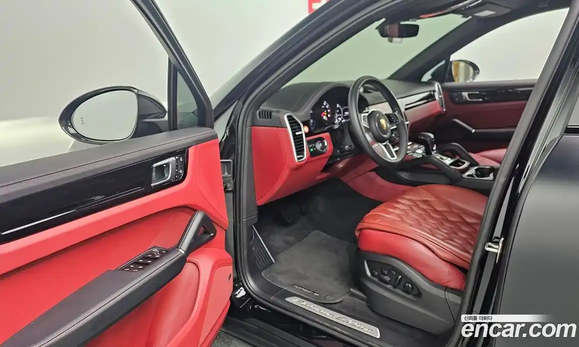 Porsche Cayenne 2023 3.0 Автомат в Москве № 165039, фото 16