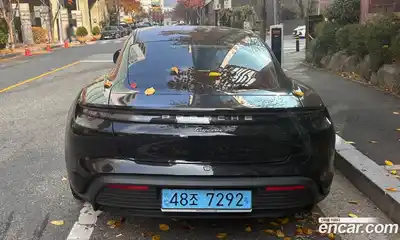 Porsche Taycan 2023 0.1 Автомат в Москве № 165777, миниатюра 4