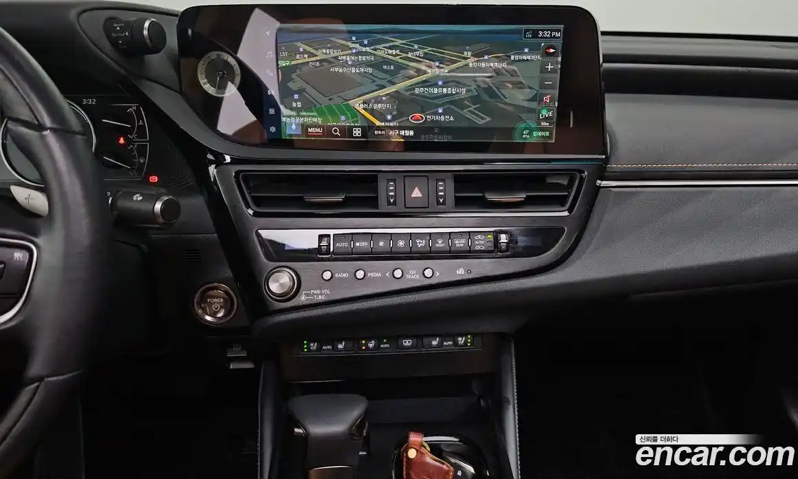 Lexus ES 2025 2.5 Автомат в Москве № 168019, фото 15