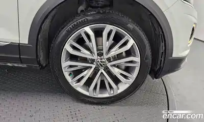 Volkswagen T-Roc 2021 2.0 Автомат в Москве № 169009, миниатюра 11