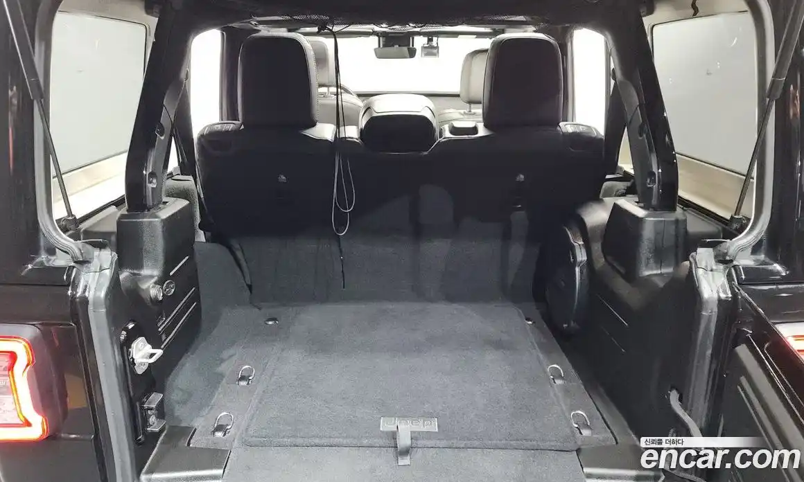 Jeep Wrangler 2022 2.0 Автомат в Москве № 169472, фото 19