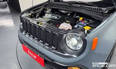 Jeep Renegade 2018 2.0 Автомат в Москве № 169635, миниатюра 3