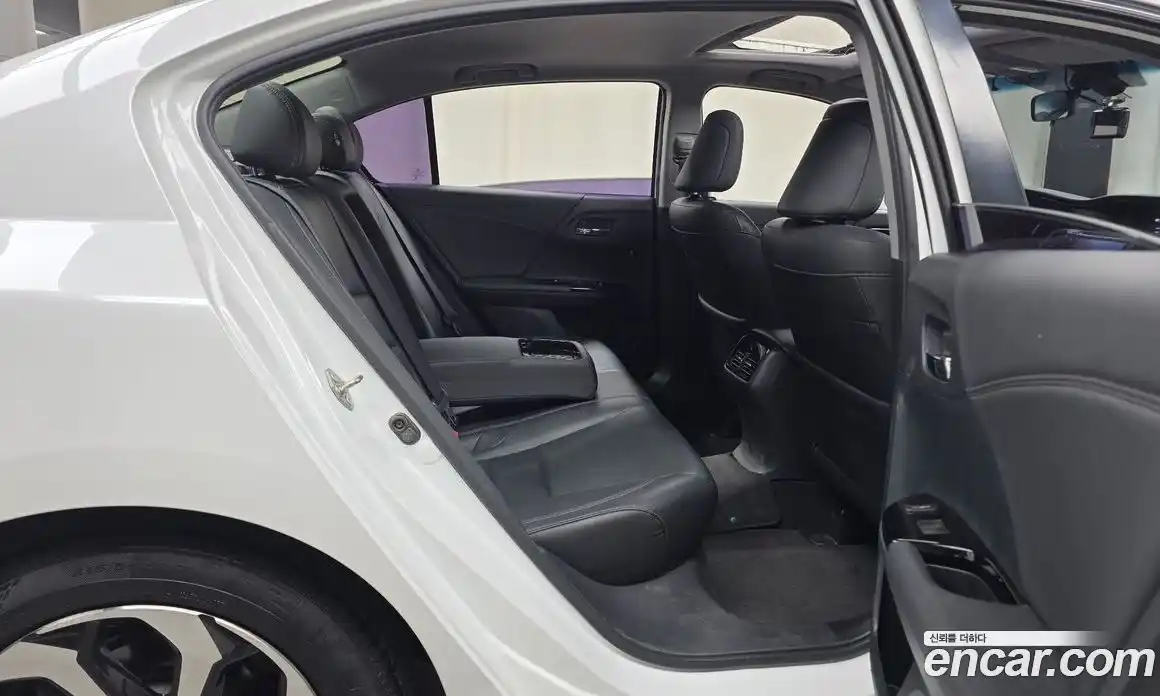 Honda Accord 2017 2.4 Автомат в Москве № 170570, фото 4