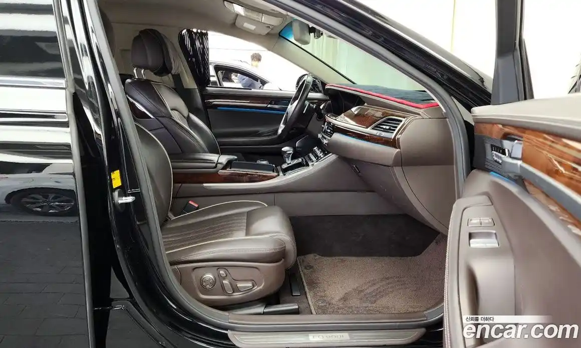 Genesis EQ900 2016 5.0 Автомат в Москве № 17468, фото 11