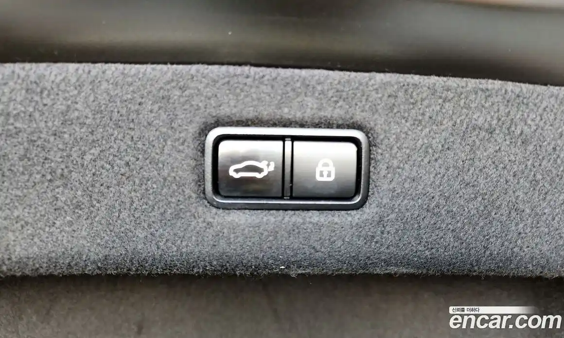 Genesis EQ900 2016 5.0 Автомат в Москве № 17468, фото 20