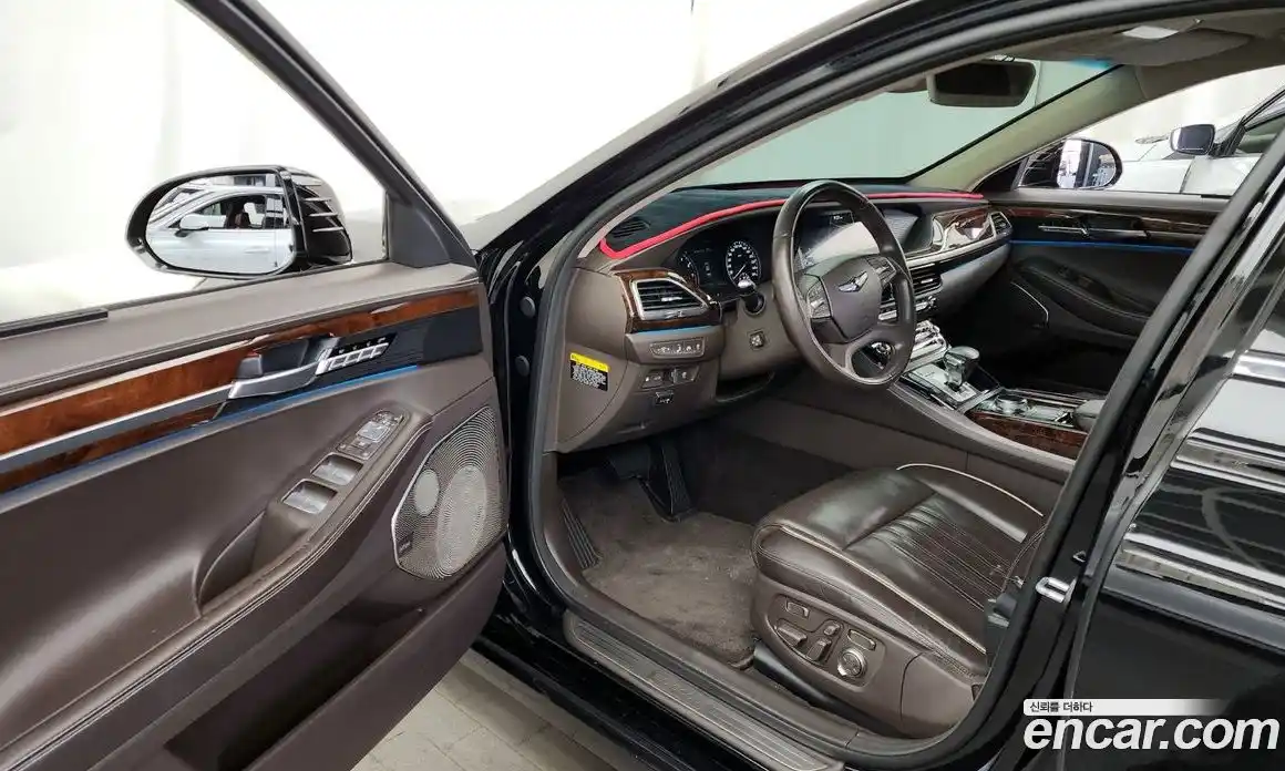 Genesis EQ900 2016 5.0 Автомат в Москве № 17468, фото 10