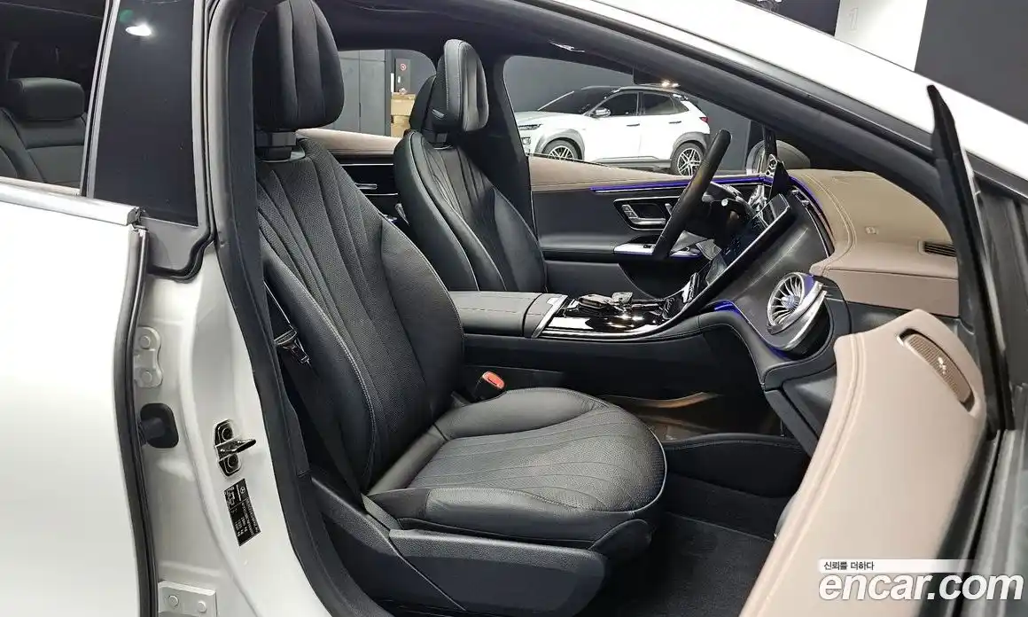 Mercedes-Benz EQE 2022 0.3 Автомат в Москве № 177177, фото 2