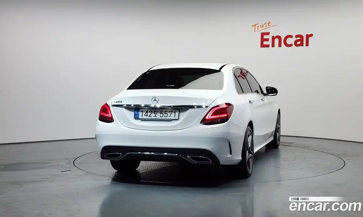 Mercedes-Benz C-Class 2021 2.0 Автомат в Москве № 178779, фото 1