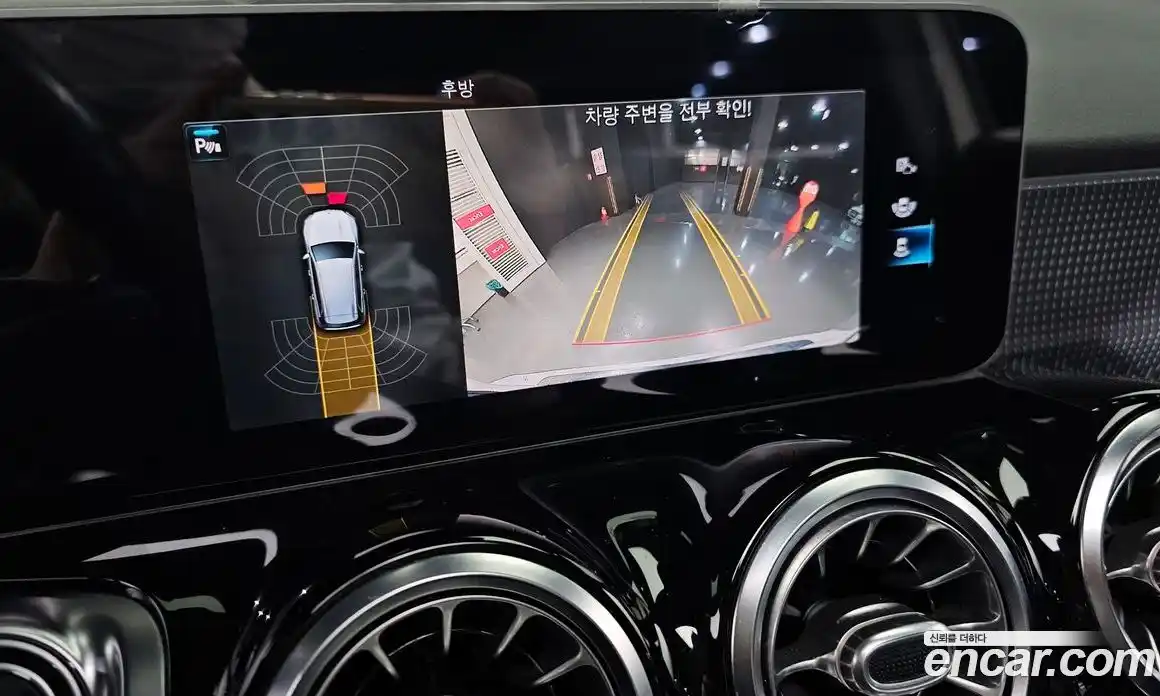 Mercedes-Benz GLB-Class 2020 2.0 Автомат в Москве № 180291, фото 6