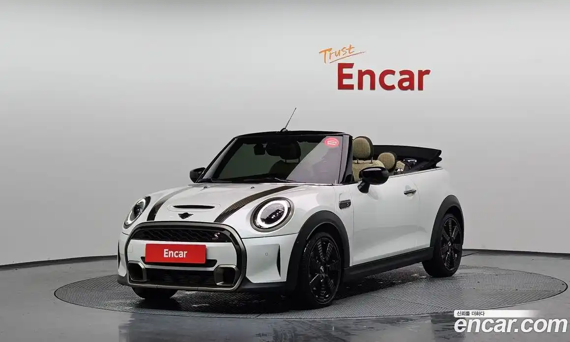 Mini Cooper Convertible 2024 2.0 Автомат в Москве № 180566, фото 14