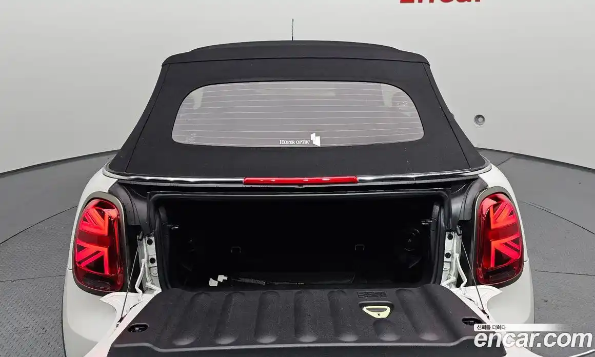 Mini Cooper Convertible 2024 2.0 Автомат в Москве № 180566, фото 16