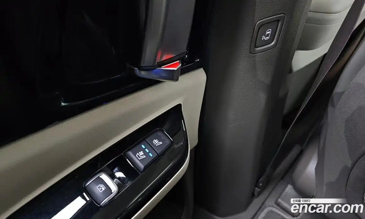 Kia Canival 2023 2.2 Автомат в Москве № 18376, фото 18