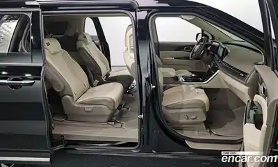 Kia Canival 2023 2.2 Автомат в Москве № 18376, миниатюра 2