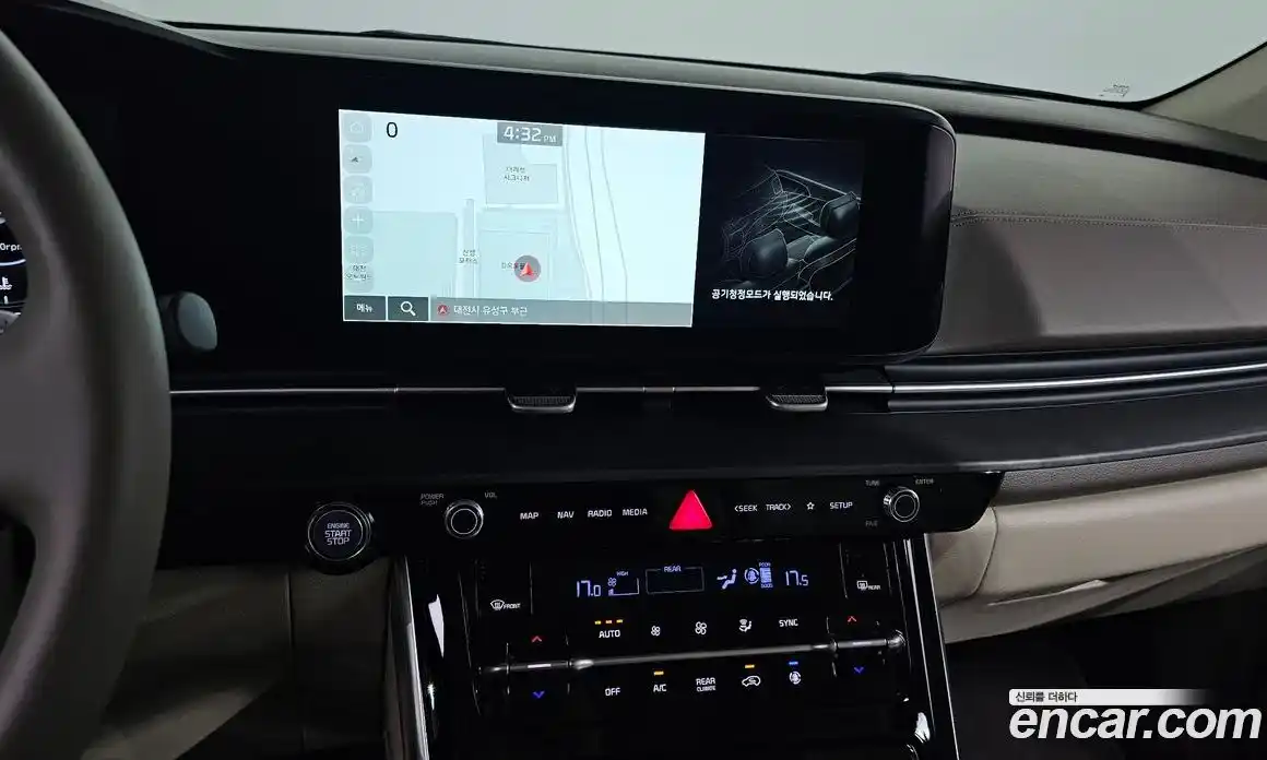 Kia Canival 2023 2.2 Автомат в Москве № 18376, фото 7