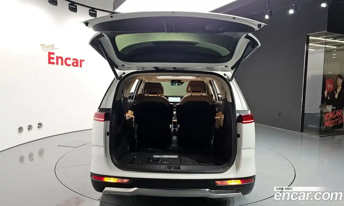 Kia Canival 2023 2.2 Автомат в Москве № 18541, фото 19