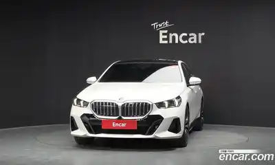 BMW 5-Series 2024 2.0 Автомат в Москве № 187237, миниатюра 10