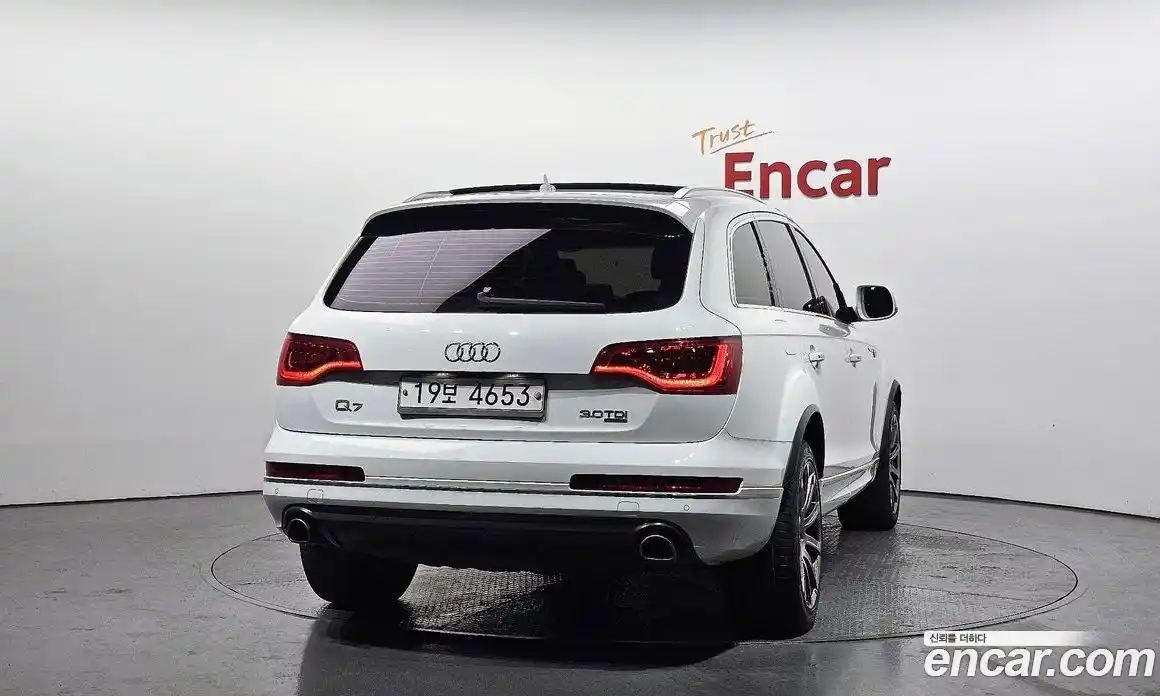 Audi Q7 2014 3.0 Автомат в Москве № 188238, фото 2