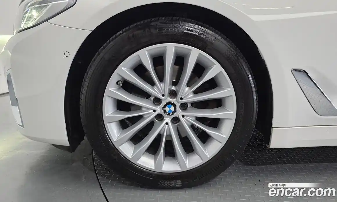 BMW 5-Series 2021 2.0 Автомат в Москве № 192058, фото 15