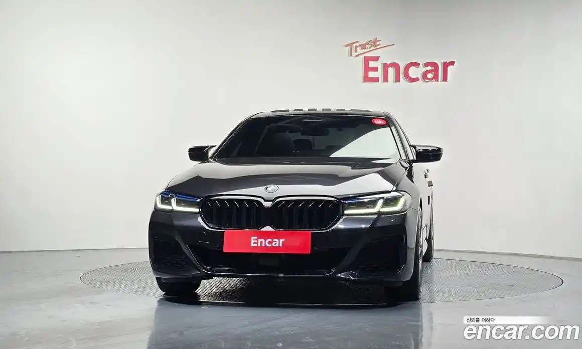 BMW 5-Series 2023 2.0 Автомат в Москве № 192257, фото 1