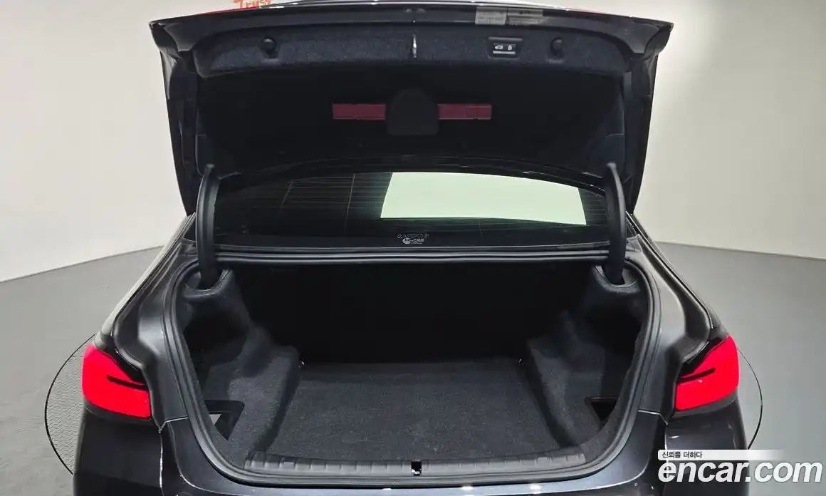 BMW 5-Series 2023 2.0 Автомат в Москве № 192257, фото 7