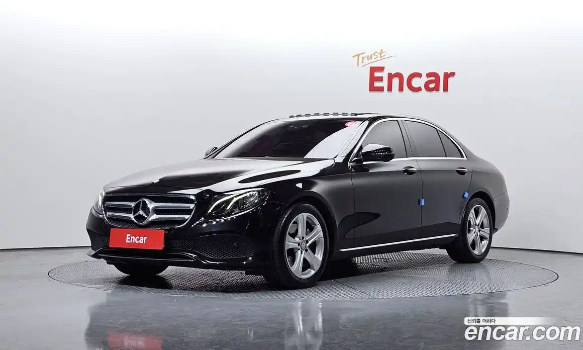 Mercedes-Benz E-Class 2017 2.0 Автомат в Москве № 192710, фото 14