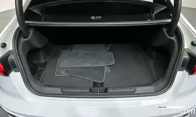 Audi S3 2023 2.0 Автомат в Москве № 194138, миниатюра 5