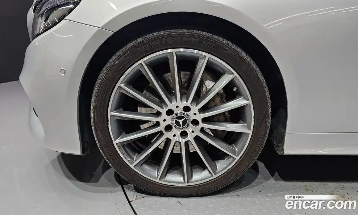 Mercedes-Benz E-Class 2019 3.0 Автомат в Москве № 194533, фото 13