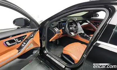 Mercedes-Benz S-Class 2023 3.0 Автомат в Москве № 195435, миниатюра 3
