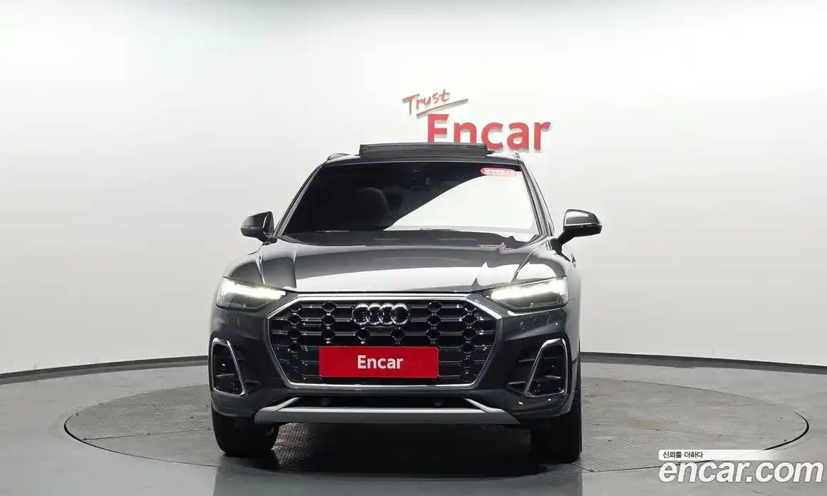 Audi Q5 2024 2.0 Автомат в Москве № 195894, фото 2