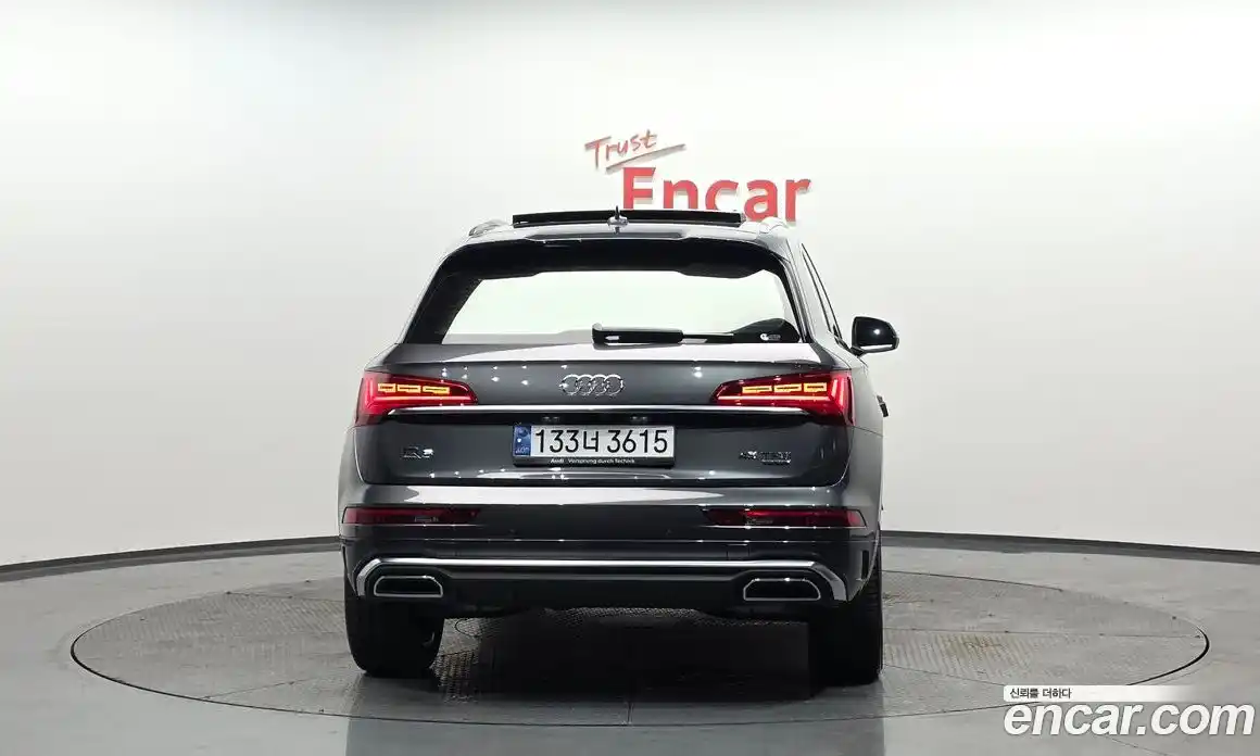 Audi Q5 2024 2.0 Автомат в Москве № 195894, фото 3