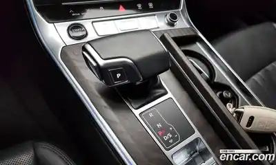 Audi A6 2023 2.0 Автомат в Москве № 196203, миниатюра 5