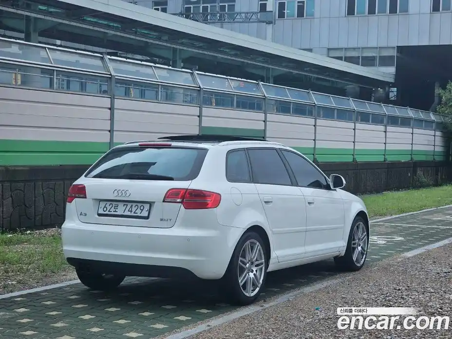 Audi A3 2009 2.0 Автомат в Москве № 196813, фото 2