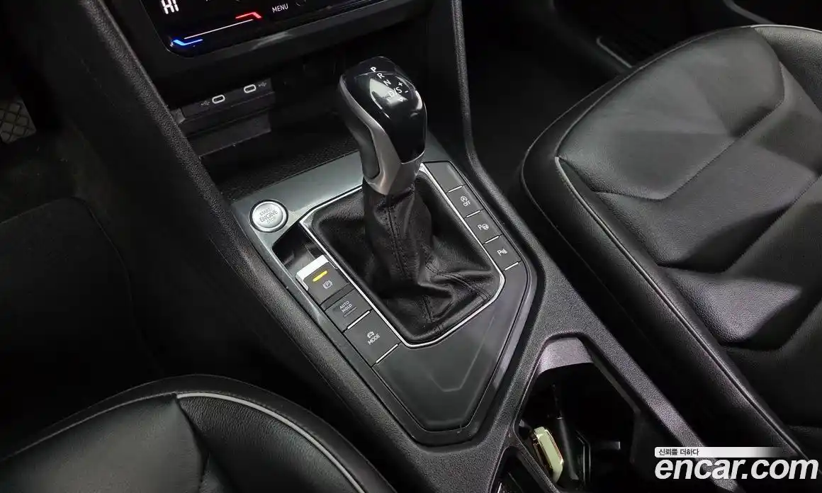 Volkswagen Tiguan 2023 2.0 Автомат в Москве № 199023, фото 13