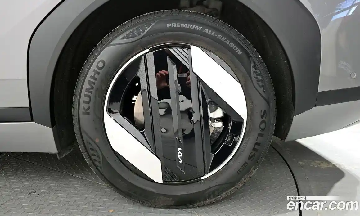 Kia EV4 2026 0.2 Автомат в Москве № 20063, фото 3