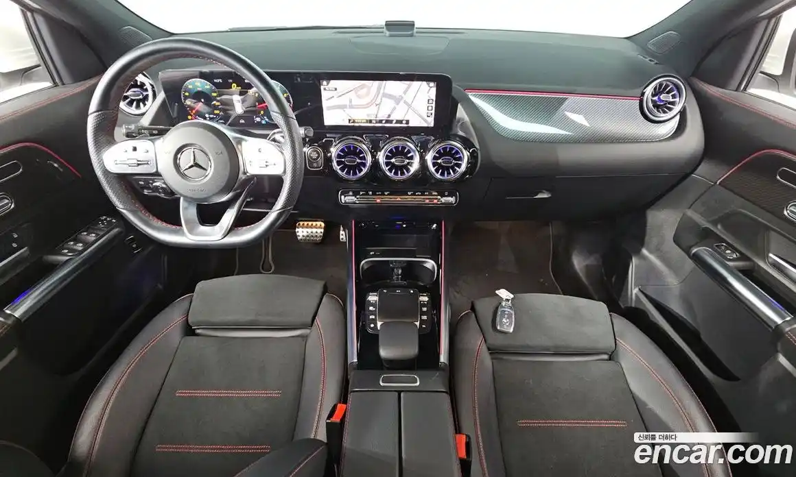 Mercedes-Benz GLA-Class 2023 2.0 Автомат в Москве № 202512, фото 8