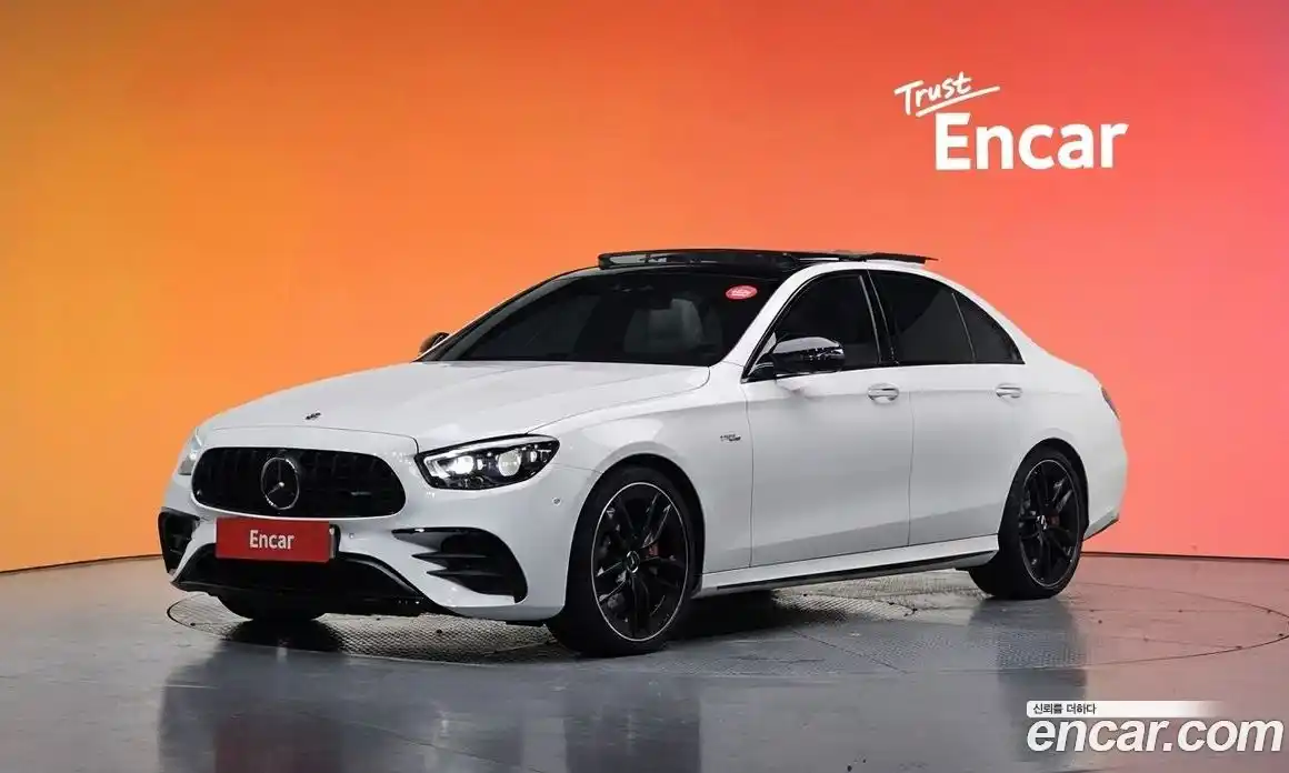 Mercedes-Benz E-Class 2023 3.0 Автомат в Москве № 204341, фото 19