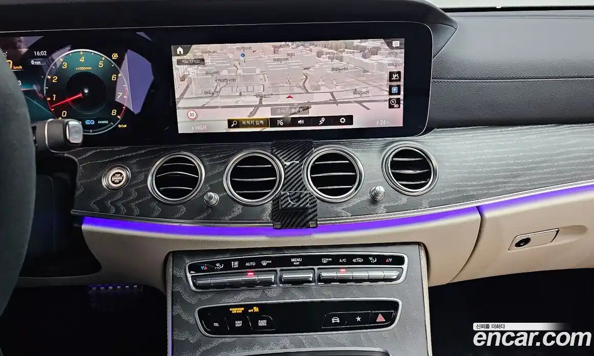 Mercedes-Benz E-Class 2023 3.0 Автомат в Москве № 204341, фото 20