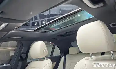 Mercedes-Benz E-Class 2023 3.0 Автомат в Москве № 204341, миниатюра 10