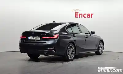 BMW 3-Series 2021 2.0 Автомат в Москве № 211665, миниатюра 9