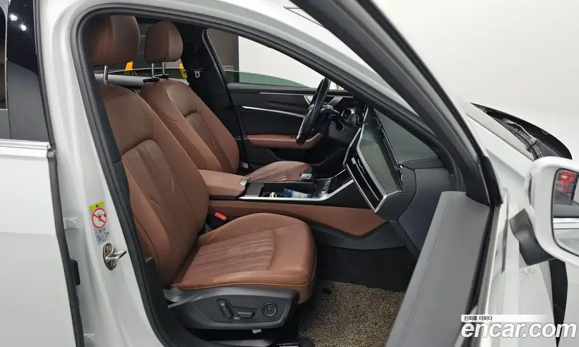 Audi A6 2021 2.0 Автомат в Москве № 212430, фото 20