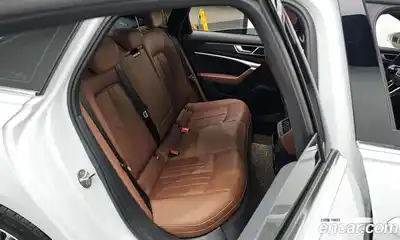 Audi A6 2021 2.0 Автомат в Москве № 212430, миниатюра 2