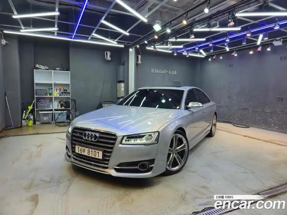 Audi S8 2015 4.0 Автомат в Москве № 212669, фото 1