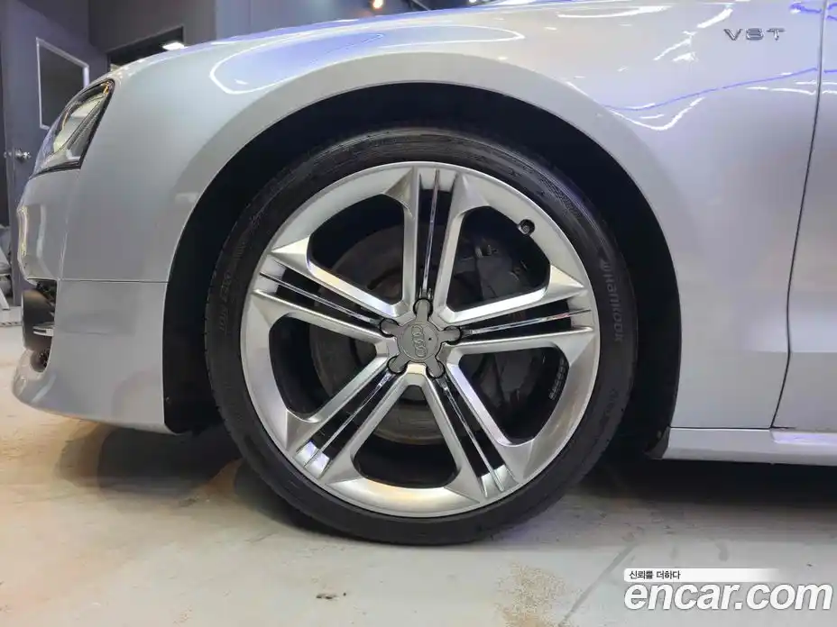 Audi S8 2015 4.0 Автомат в Москве № 212669, фото 5