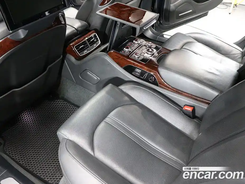 Audi A8 2012 4.2 Автомат в Москве № 212718, фото 15