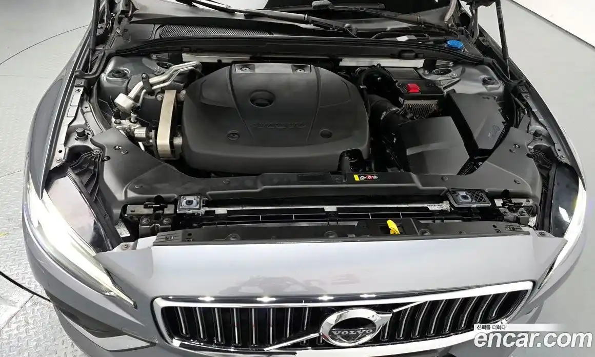 Volvo S60 2020 2.0 Автомат в Москве № 212871, фото 13