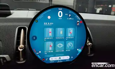 Mini Countryman 2025 0.2 Автомат в Москве № 213939, миниатюра 12