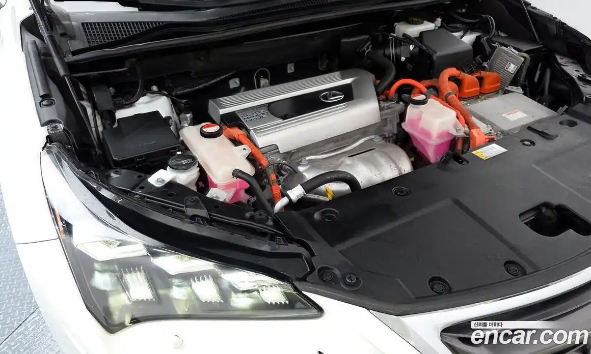 Lexus NX 2016 2.5 Автомат в Москве № 214644, фото 12