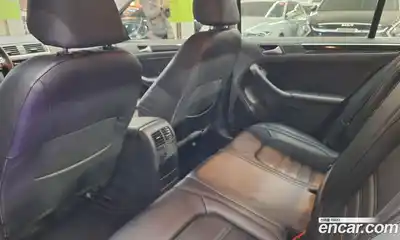 Volkswagen Jetta 2015 2.0 Автомат в Москве № 214970, миниатюра 8